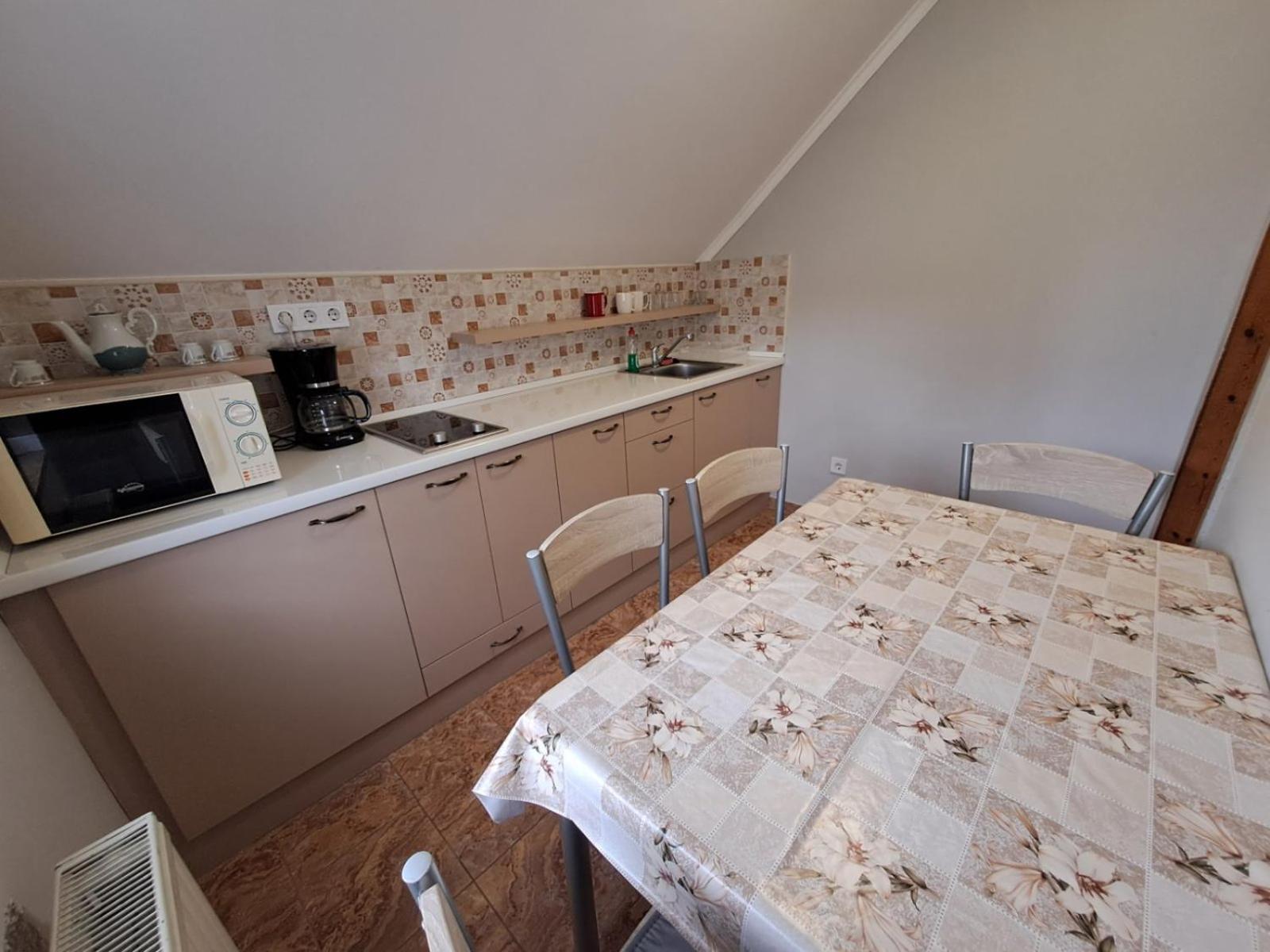Berta Panzio Bed and Breakfast Hajdúszoboszló Rum bild