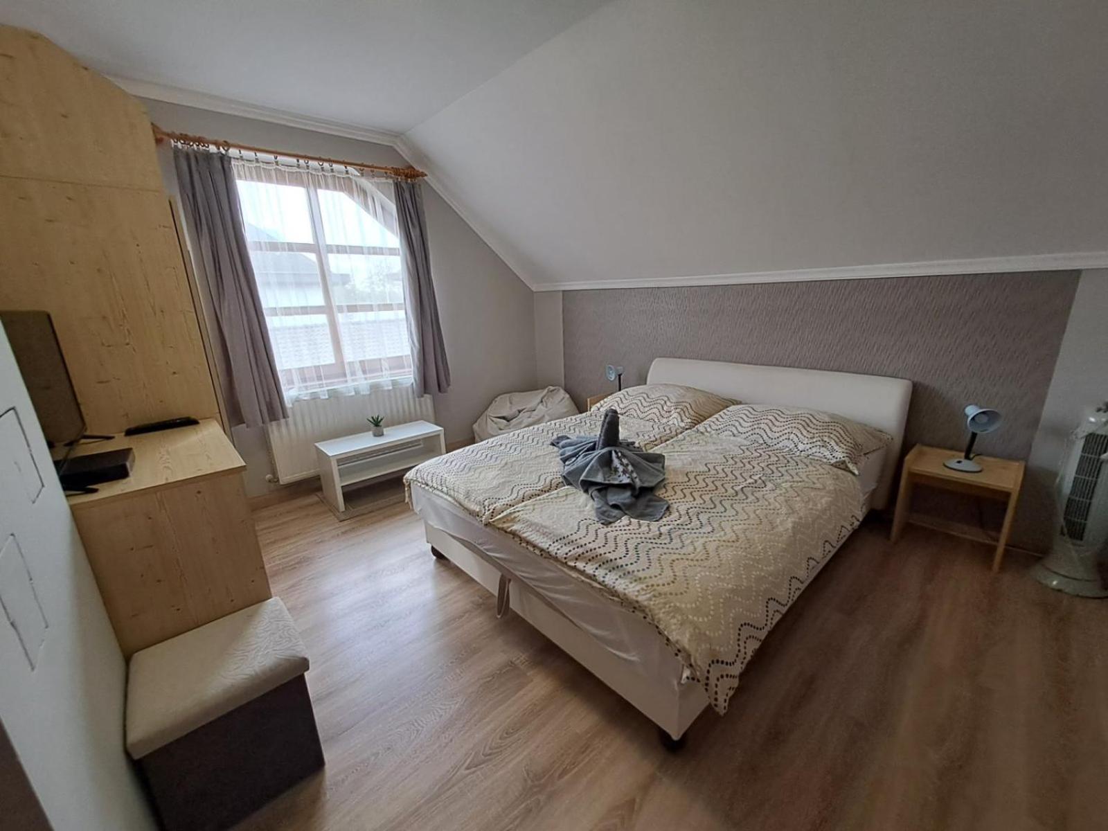 Berta Panzio Bed and Breakfast Hajdúszoboszló Rum bild