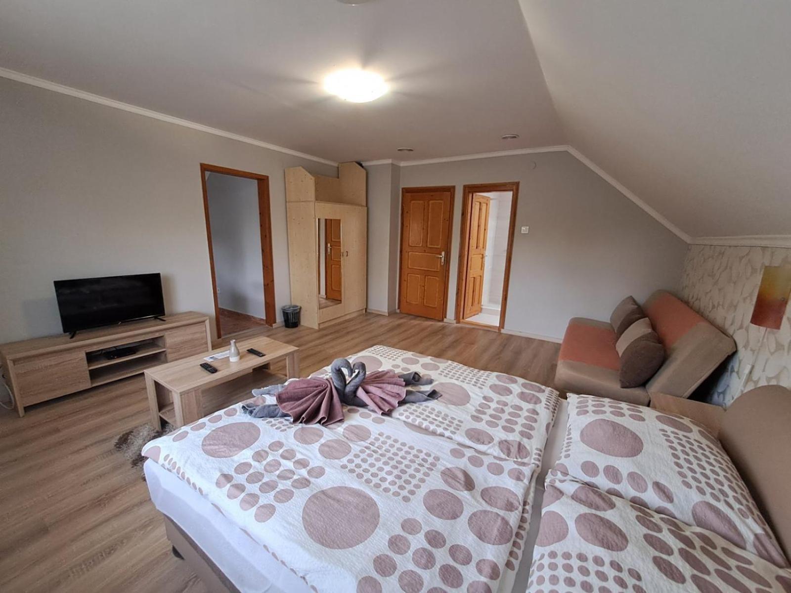 Berta Panzio Bed and Breakfast Hajdúszoboszló Rum bild