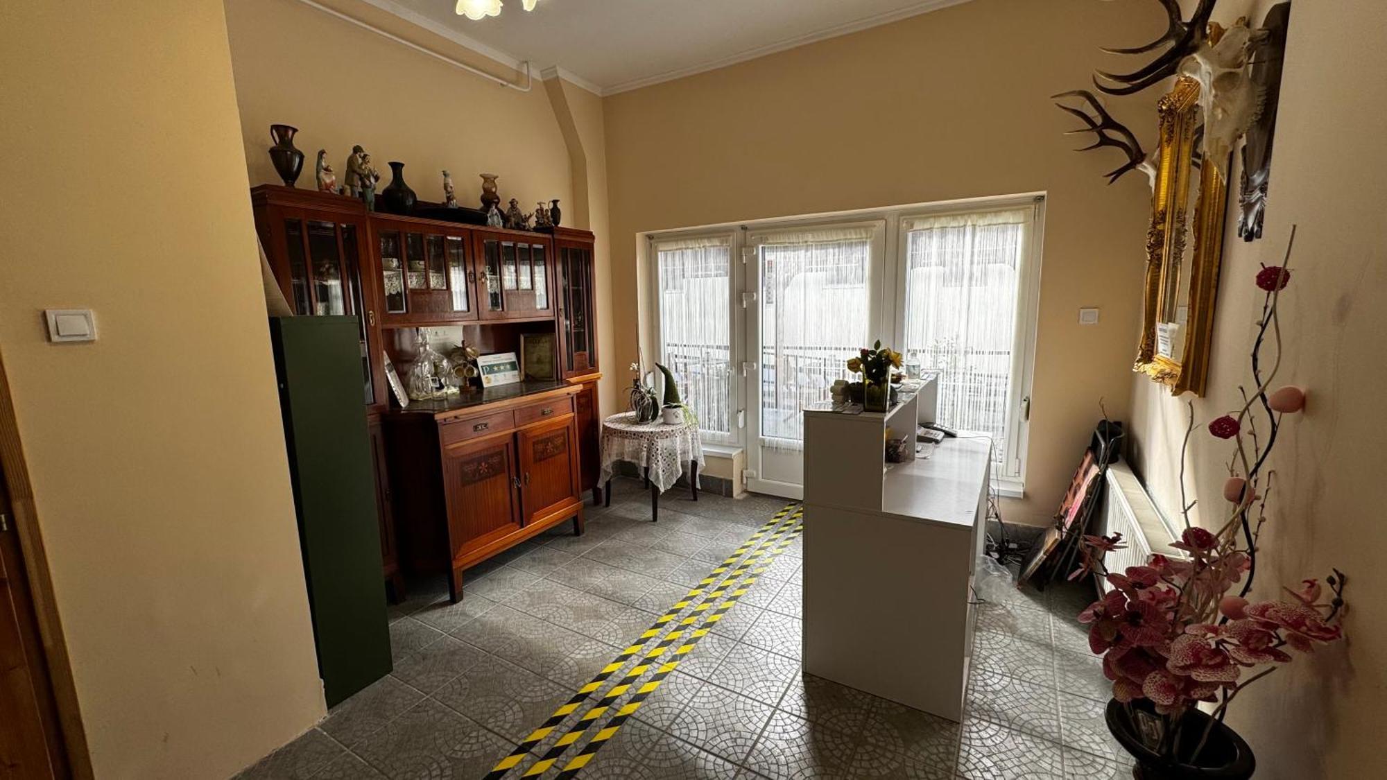 Berta Panzio Bed and Breakfast Hajdúszoboszló Exteriör bild